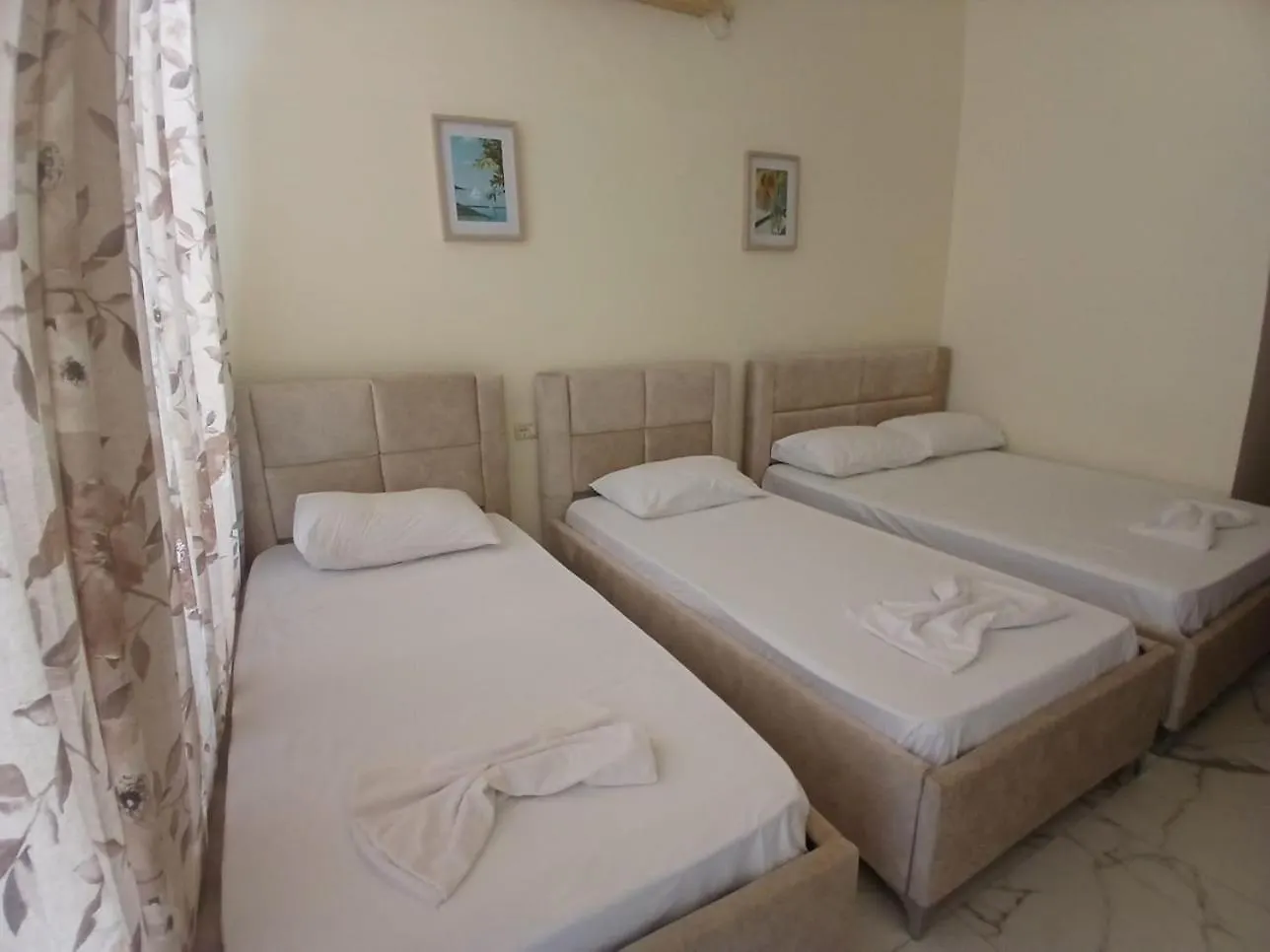 Hotel Rossi Vlorë 3*,  Albania